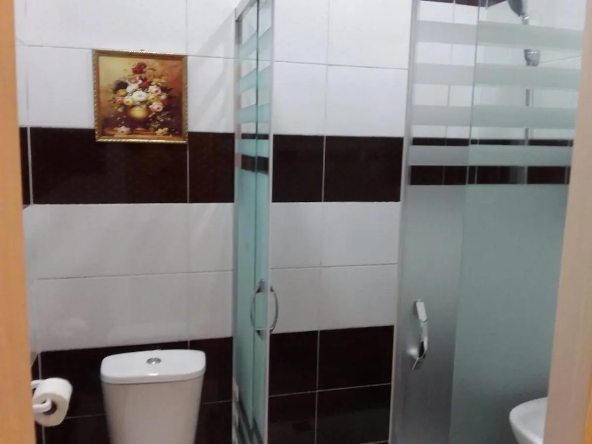 Appartement Live-Inn Central Studios In Modern Condo With Elevator, Garden & Airport Shuttle Baku